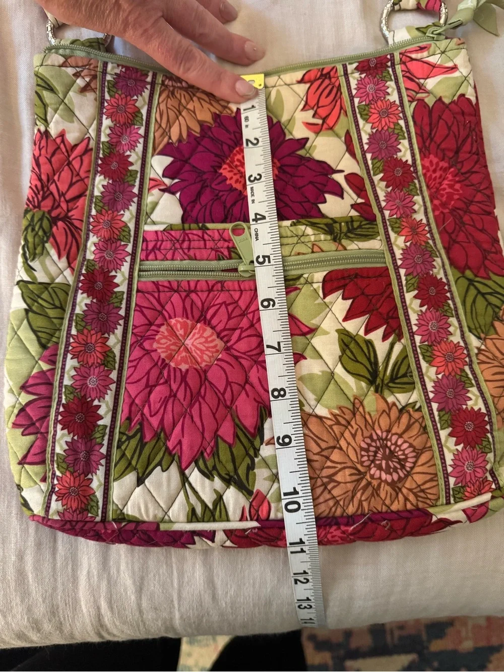 Vera Bradley Dahlia Print Floral Quilted Crossbody Bag in Pink Green Purse EUC